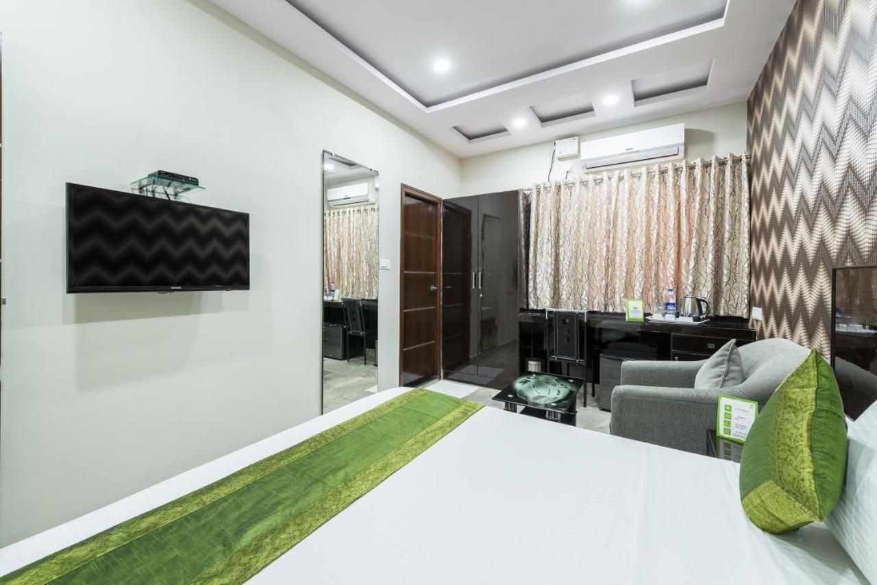 Treebo Greenwood Premier Suites, Old Airport Road Bangalore Exterior photo
